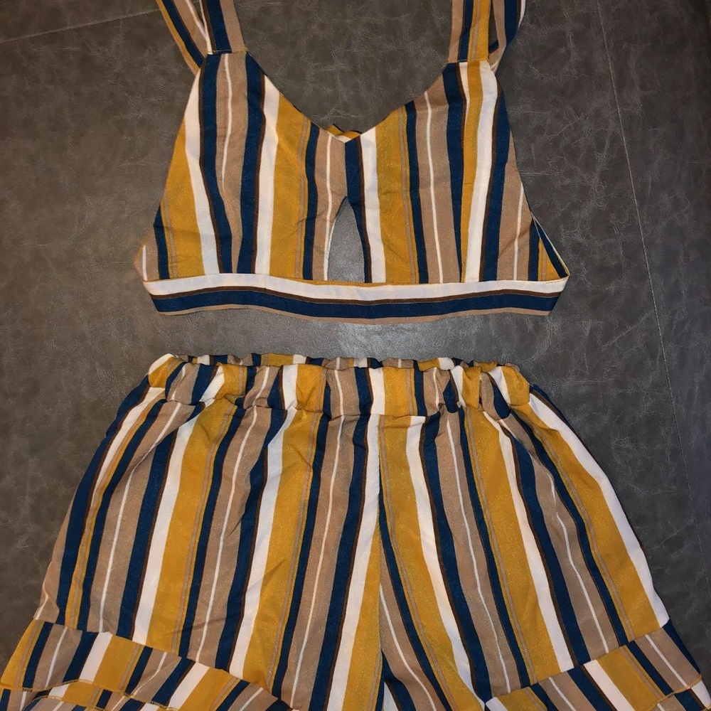 Contrast Stripes Top And Skirt Set. Two Piece